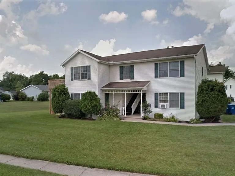 1816 Tiffany Ct — Photo 1