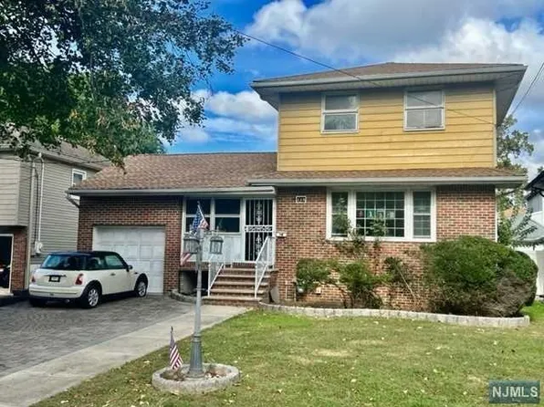 667 Linden Ave, Ridgefield, NJ 07657