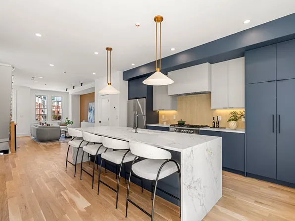 17 Lothrop St #17, Brighton, MA 02135