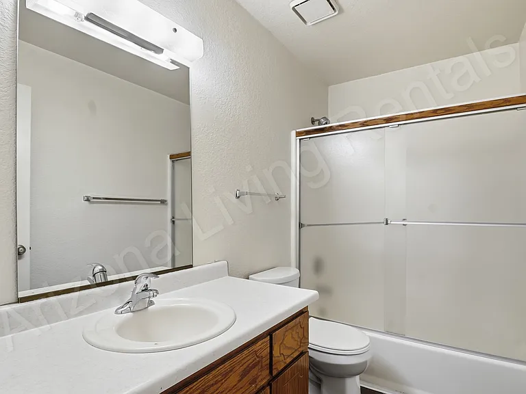 1720 Bahama Ave #B-6 — Photo 13