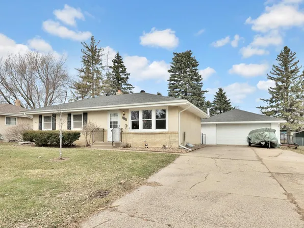 2121 Mapleview Ave, Saint Paul, MN 55109