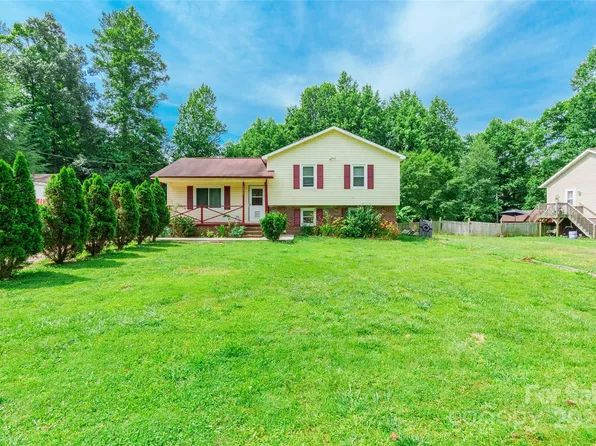 2675 Tablerock Rd, Lenoir, NC 28645