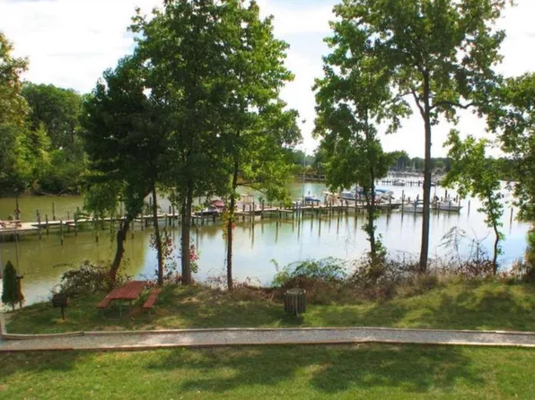 (undisclosed Address), Baltimore, MD 21221