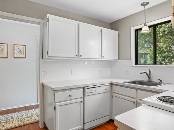 525 Heritage Village #A, Southbury, CT 06488