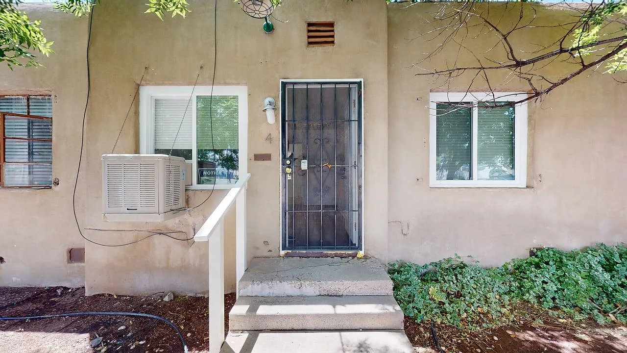 800 Kent Ave NW- 1 Bedroom Apartments in Beautiful Downtown Compound — Photo 3