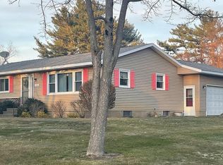 14946 177th Ave, Grand Haven, MI 49417