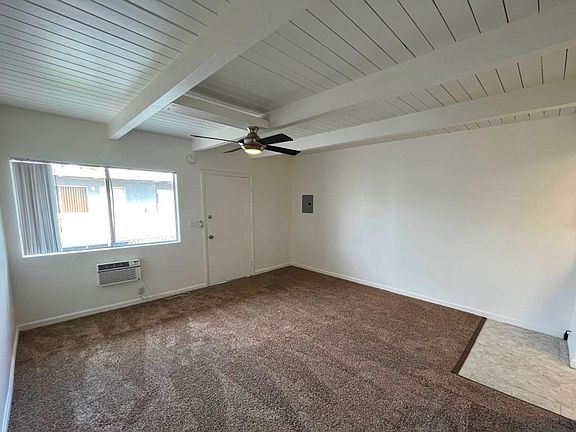3rd image of 911 Ventura Ave #7