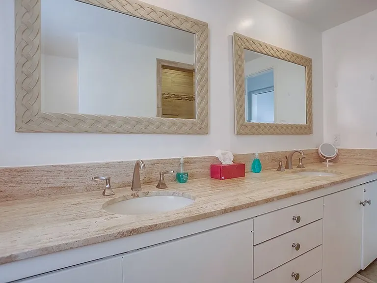 8302 Prestwick Dr — Photo 65