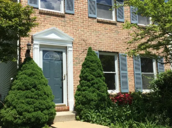 405 Holly Tree Ct, Chester Springs, PA 19425