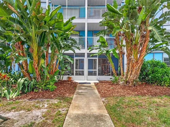 3315 58th Ave S APT 105, Saint Petersburg, FL 33712