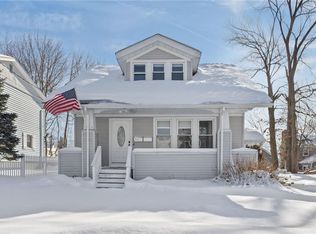 202 Phillips St, Woonsocket, RI 02895