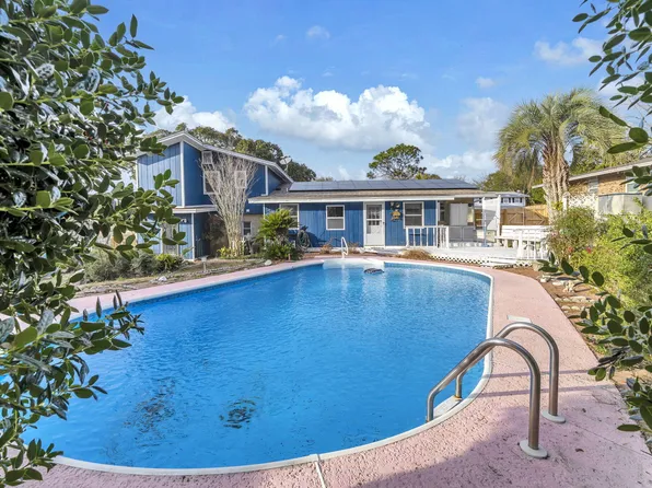 27 Magnolia Ave, Shalimar, FL 32579