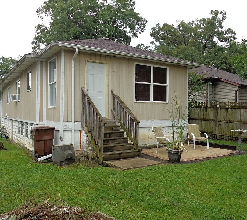 1st image of 519 Harwood St
