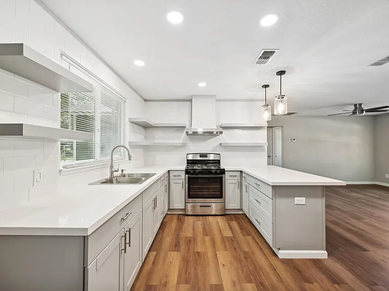 317 Redwood St — Photo 12