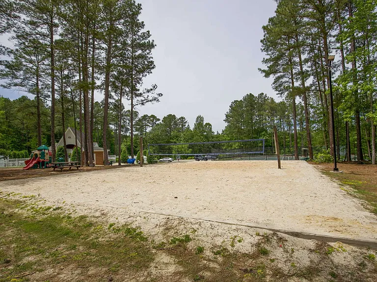 305 Skipping Water Dr — Photo 49