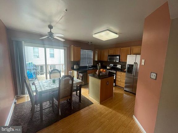 4th image of 13000 Abner Ave #61