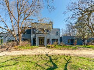 18212 Oak Grove Rd, Harvard, IL 60033