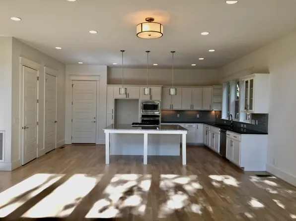 2303B Knowles Pl #B, Nashville, TN 37204