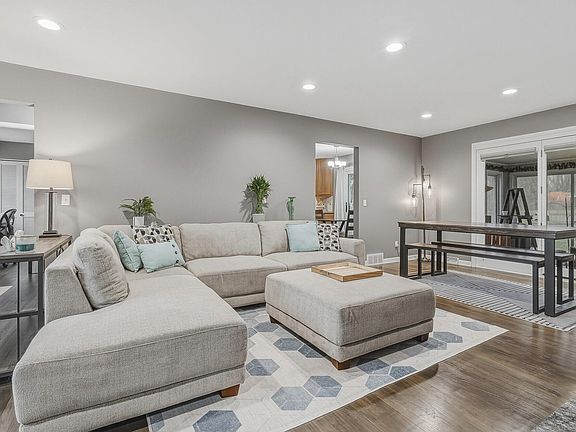 3rd image of 3411 Olney Rd