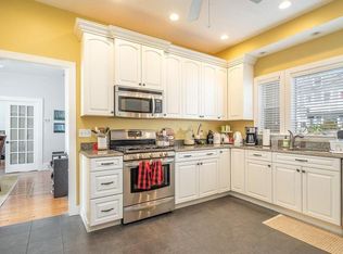 145 Mount Vernon Ave #1, Melrose, MA 02176