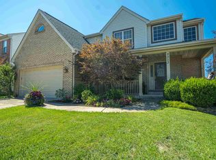 8953 Crimson Oak Dr, Florence, KY 41042