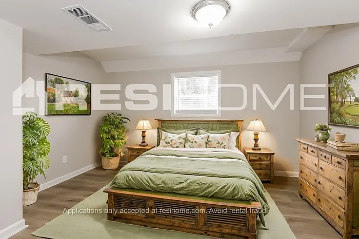 8283 Brittany Ln — Photo 9
