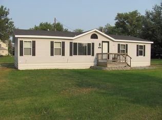 306 Whalley St N, Pingree, ND 58476