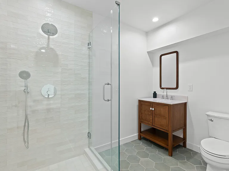 1022 3/4 Carol Dr #1022-3/4 — Photo 8
