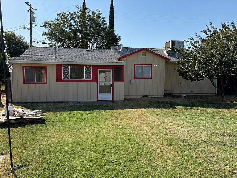 3408 Farris Ave — Photo 6