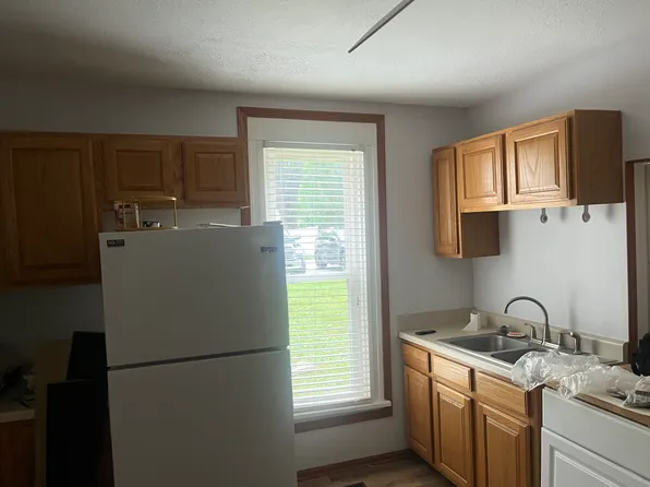 1628 Oakes Ave APT 1, Rockford, IL 61107