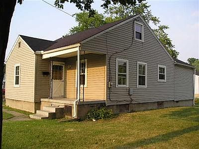 1st image of 2229 S Fernwood St