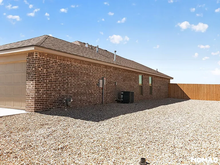 2152 Langford Ave — Photo 25