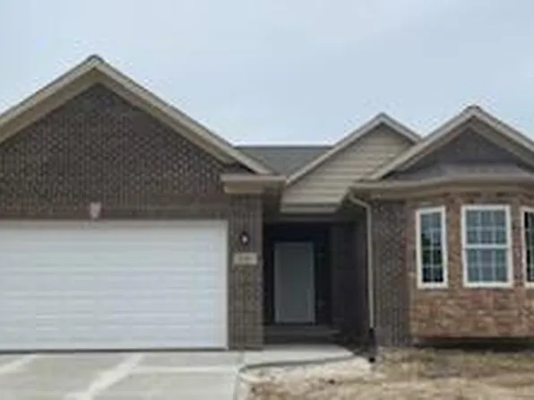 241 Potterstone Dr #45, Dundee, MI 48131