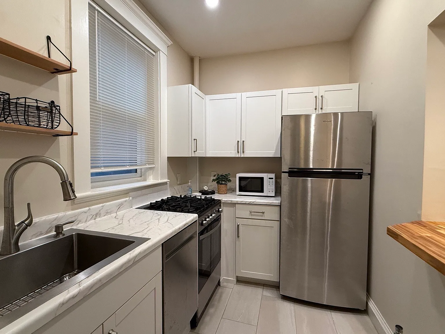 Studio, 1.0 bath, 490 sqft, $2,365 — Photo 1