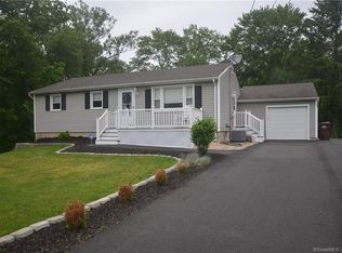 33 Jerz Ln, Northford, CT 06472