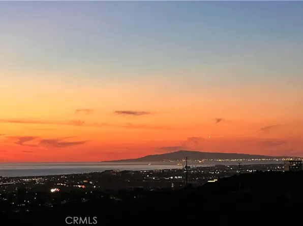 35 Silver Pine Dr, Newport Coast, CA 92657