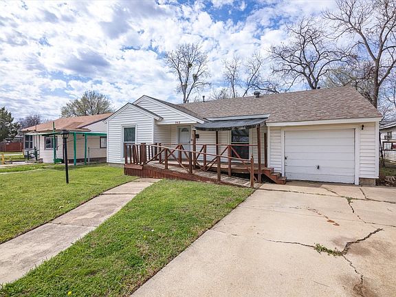 942 Clarice St, Grand Prairie, TX 75051 | MLS #20550871 | Zillow