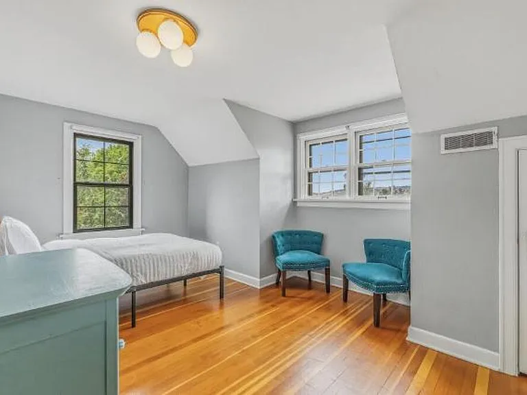 1527 Pacific Ter — Photo 26