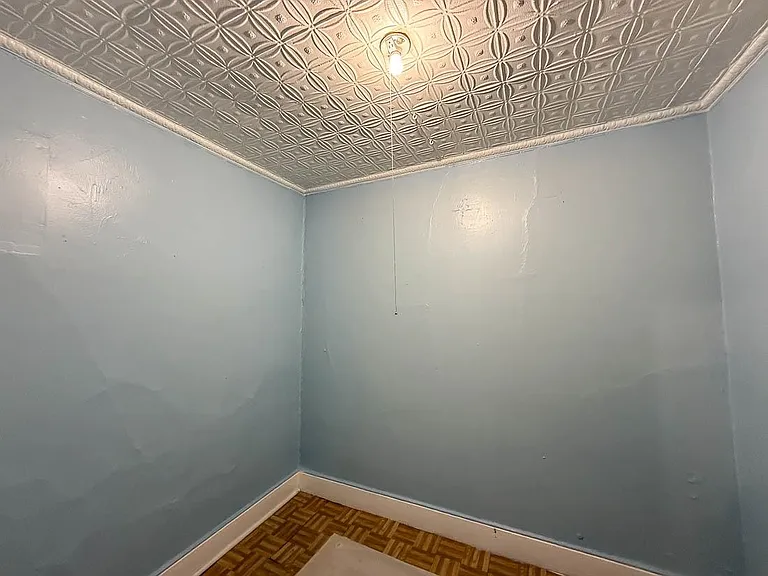 164 Griffith St #2 — Photo 12
