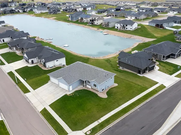 101 E Alberta Trl, Tea, SD 57064