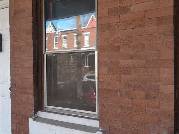 5th image of 3729 N Park Ave