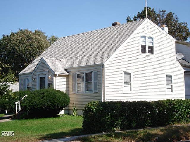2nd image of 334 Franklin Ave