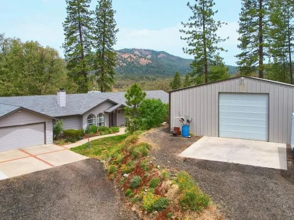 36664 Mattie Fhy Ct, Coarsegold, CA 93614