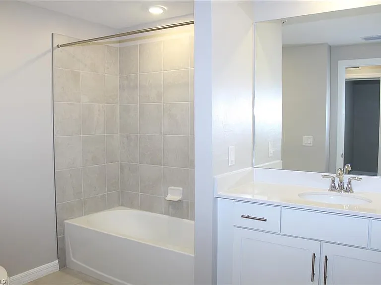5661 Melbourne Ct #8012 — Photo 16