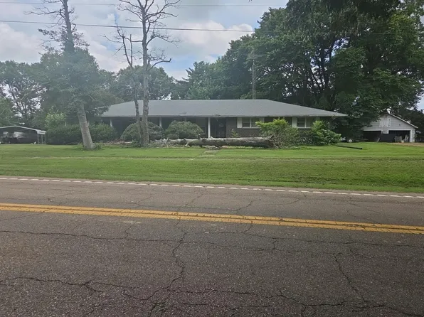 11 Newbern Hwy, Newbern, TN 38059