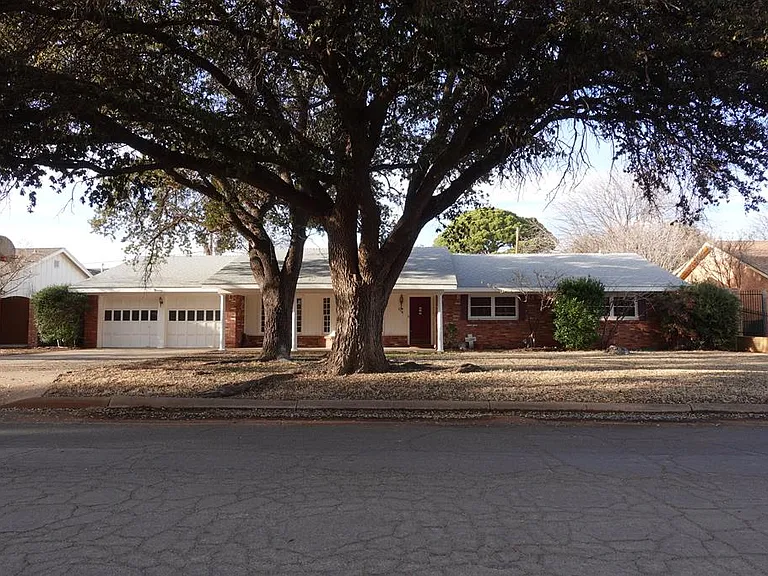3114 Shell Ave — Photo 3