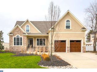807 Mercer St, Cherry Hill, NJ 08002