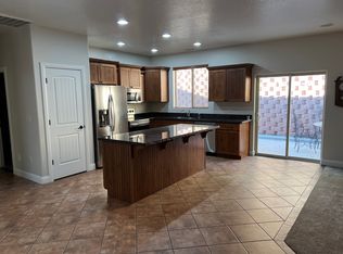 765 W Lava Pointe Dr, Saint George, UT 84770