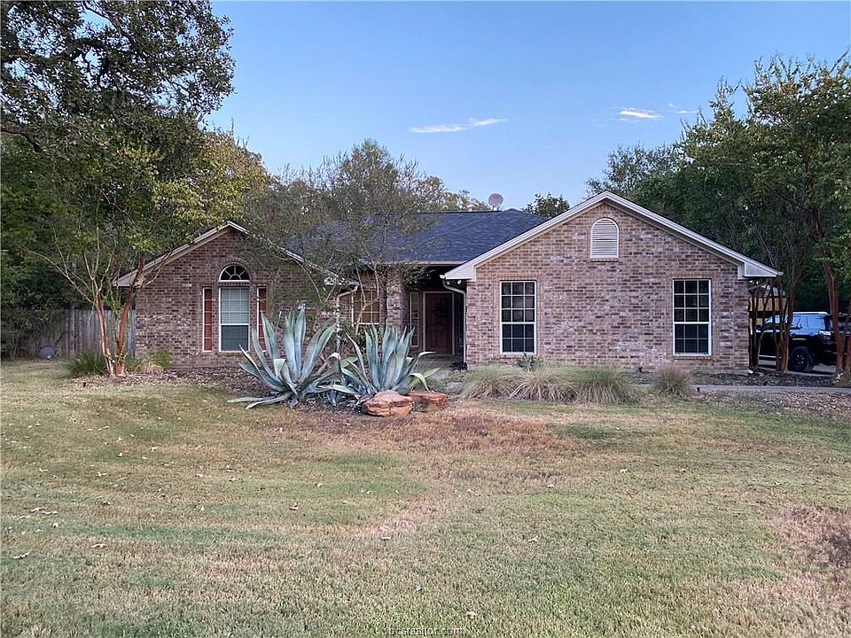 1st image of 9706 Woodview Dr
