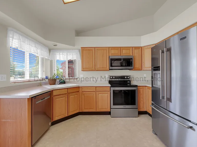 4960 Dry Stone Dr — Photo 5